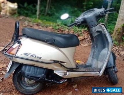 Silver Honda Activa