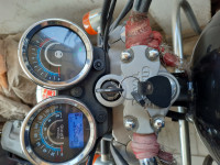 Black Royal Enfield Thunderbird 350