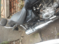 Bajaj Avenger 220 DTS-i