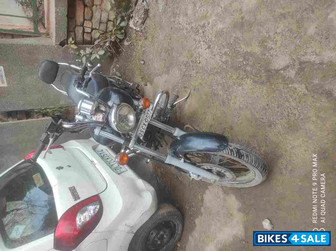 Bajaj Avenger 220 DTS-i Bajaj Avenger 220 DTS-i