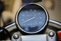 Black Bajaj Avenger 220 DTS-i