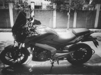 Grey Bajaj Dominar 400