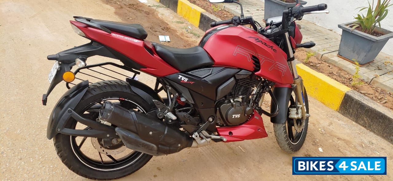 TVS Apache RTR 200 4V