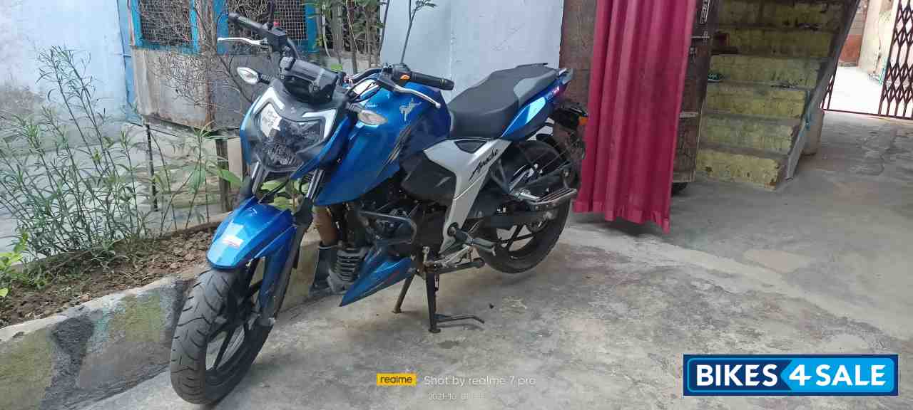 Blue TVS Apache RTR 160 4V BS6