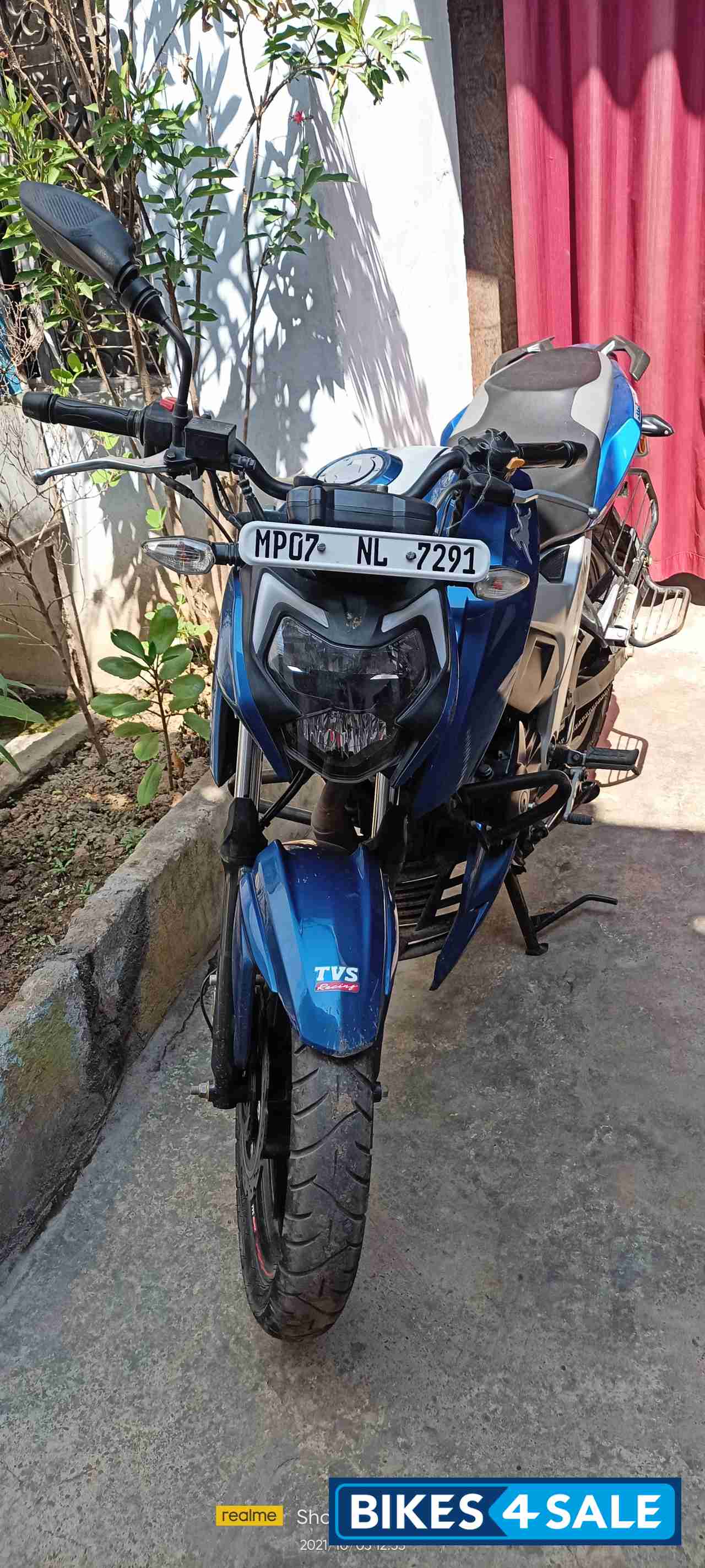 Blue TVS Apache RTR 160 4V BS6