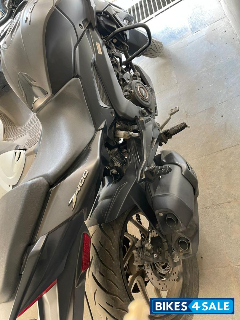 Black Bajaj Dominar 400 ABS BS6