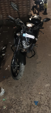 Black Yamaha FZ25