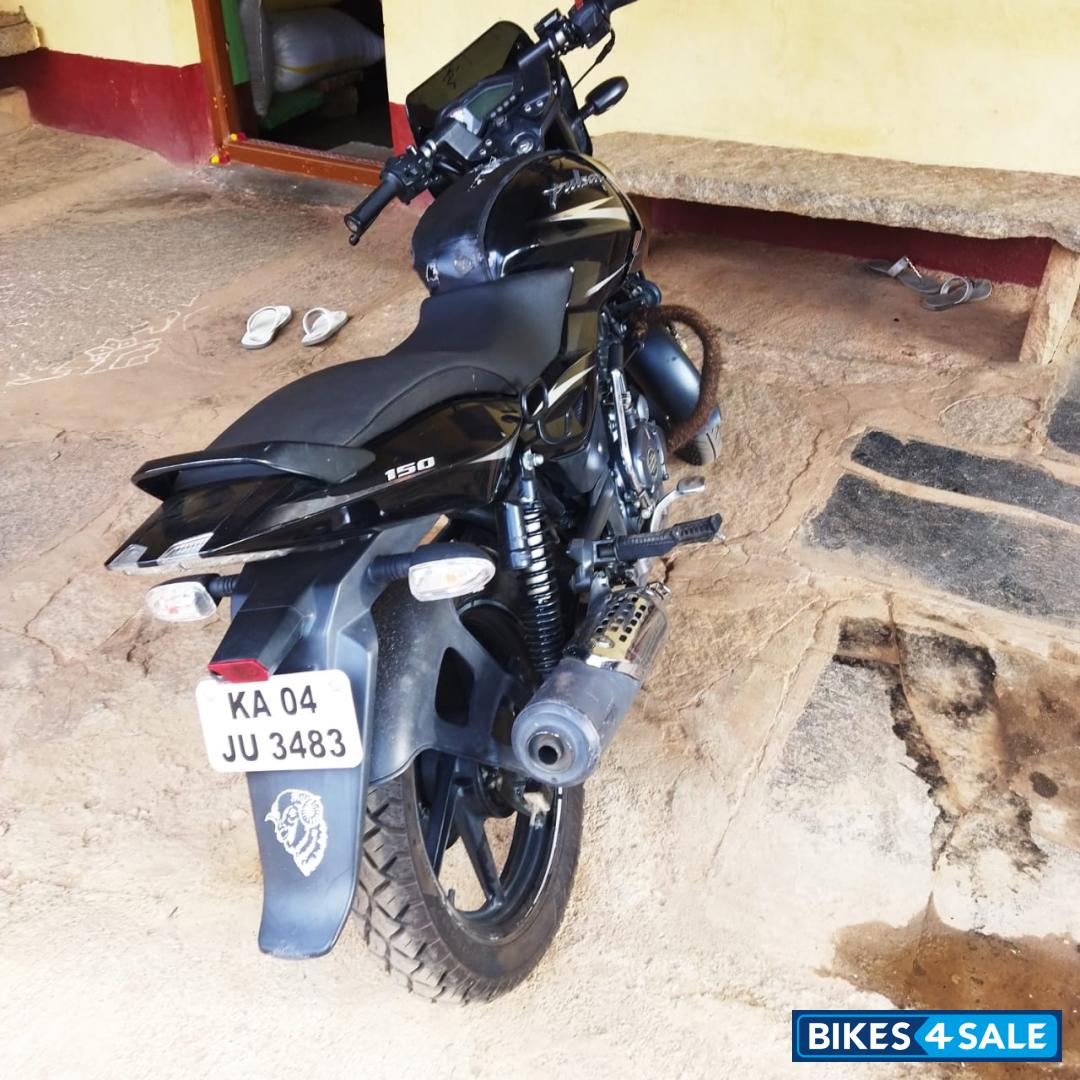 Black Bajaj Pulsar 150 DTSi Black Bajaj Pulsar 150 DTSi