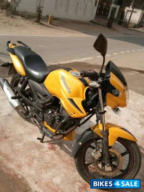 Yellow TVS Apache RTR 160