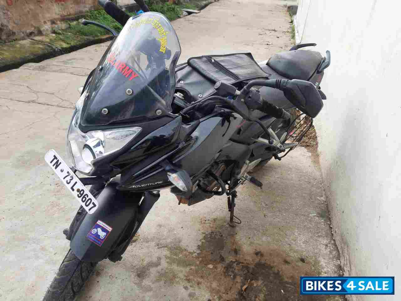 Black Bajaj Pulsar AS 200