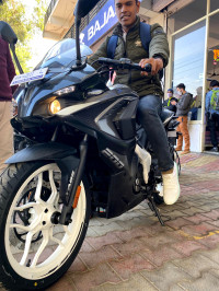 Gray Bajaj Pulsar RS 200 BS6
