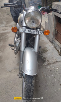 Silver Royal Enfield Classic 350