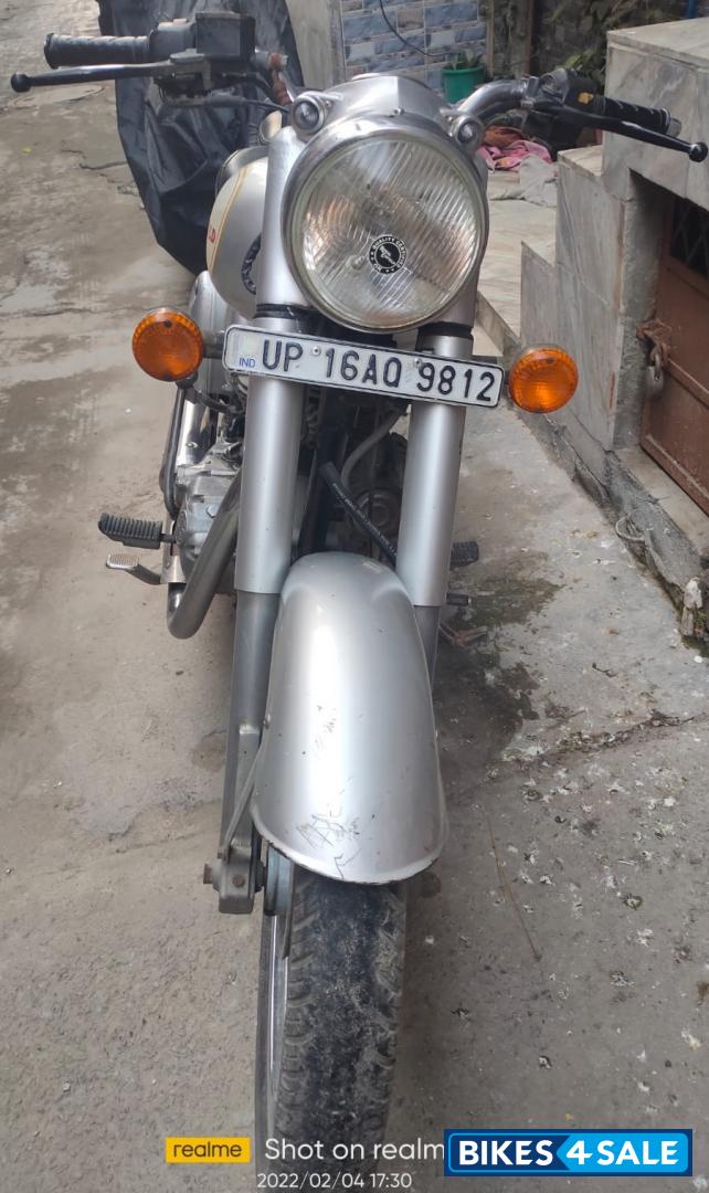Silver Royal Enfield Classic 350