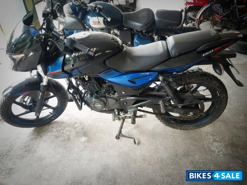 Bajaj Pulsar 150 Twin Disc