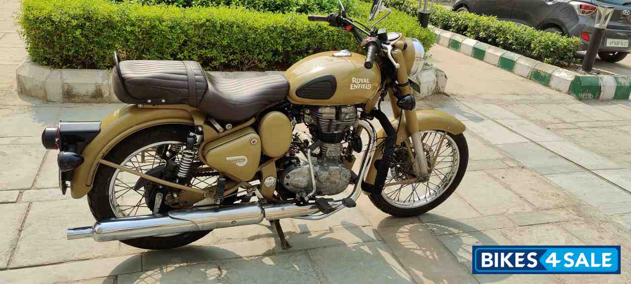 Desert Storm Royal Enfield Classic Desert Storm