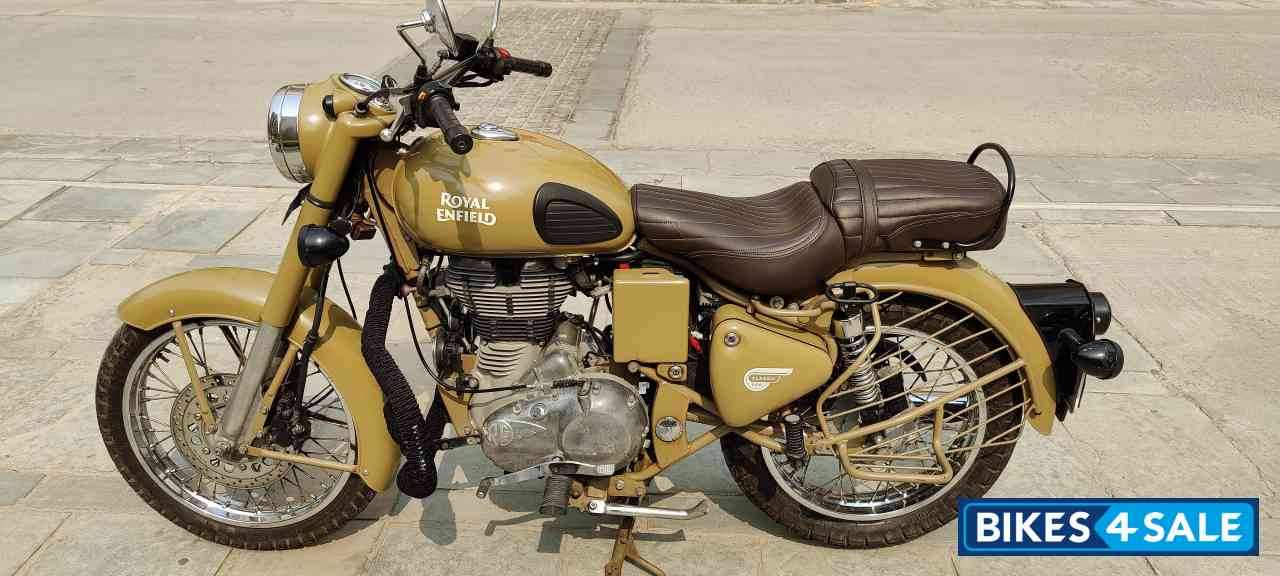 Desert Storm Royal Enfield Classic Desert Storm