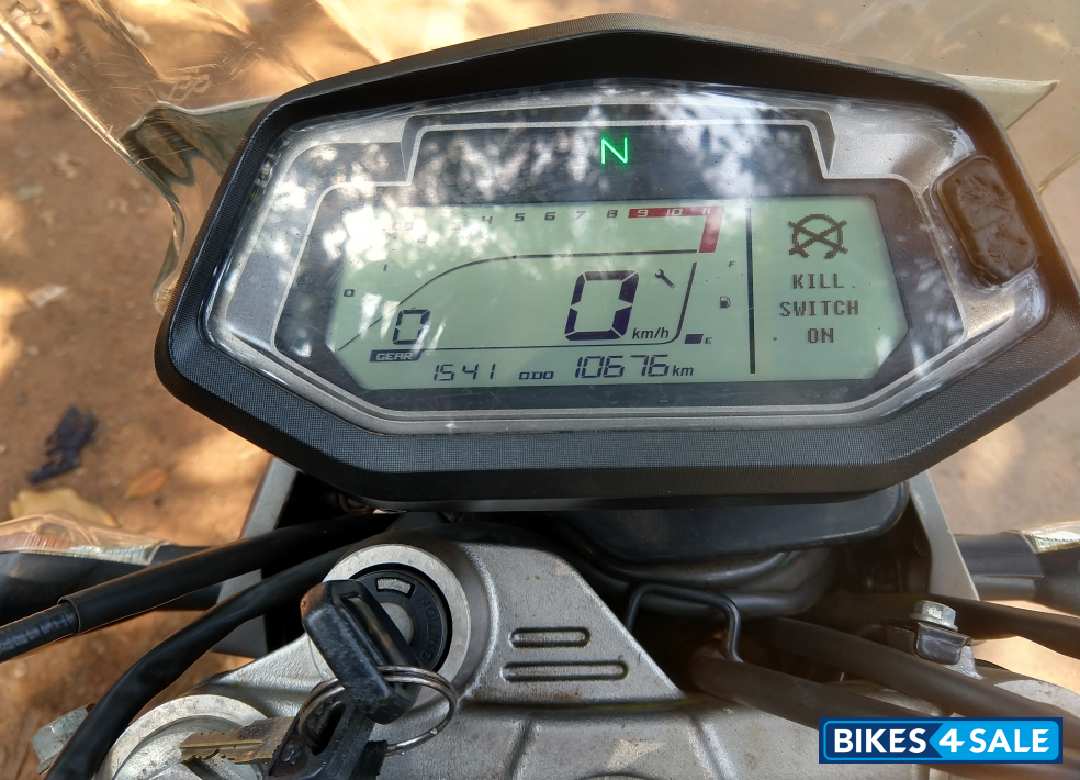 Grey Hero XPulse 200