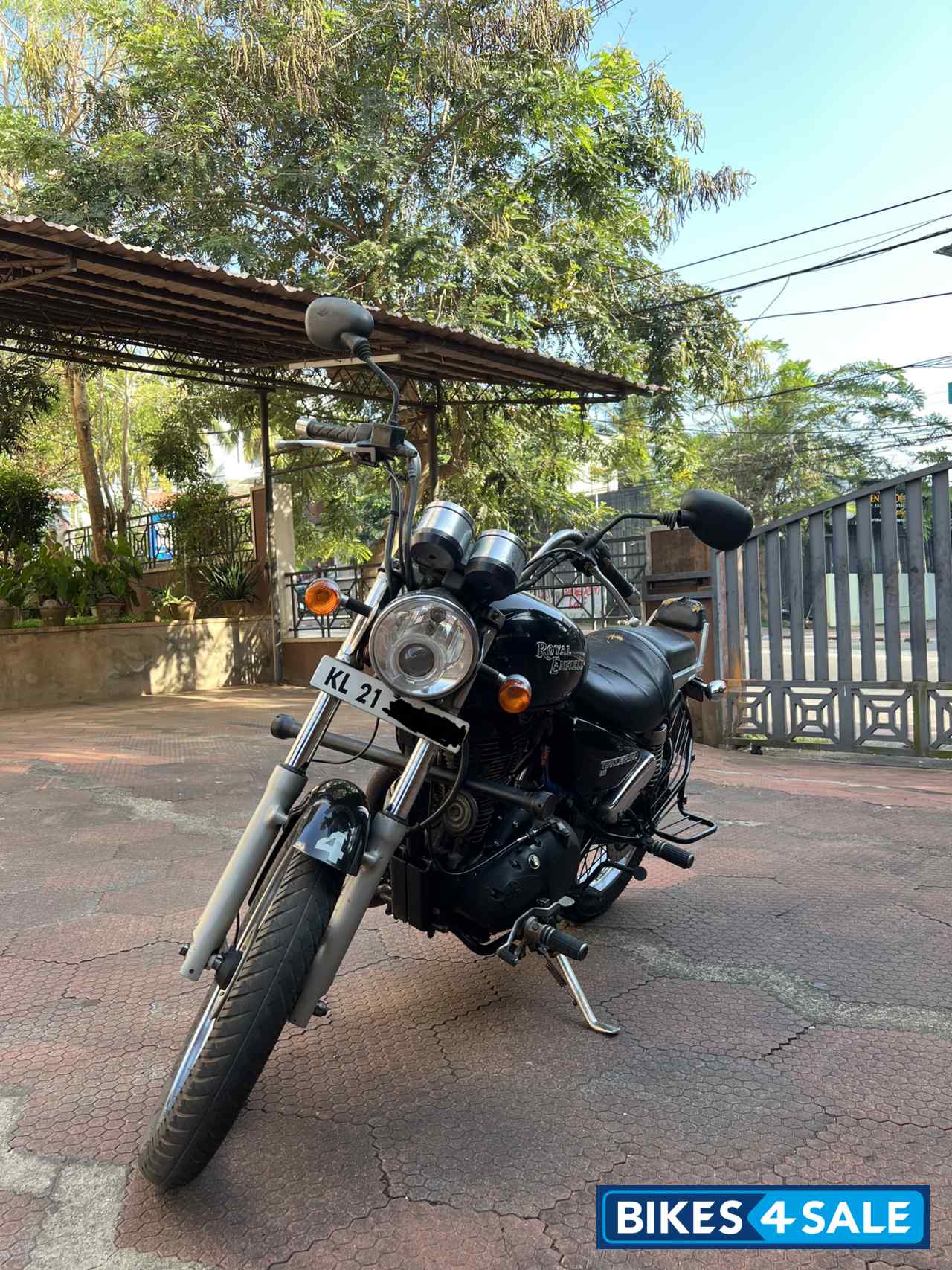 Royal Enfield Thunderbird 350 Royal Enfield Thunderbird 350