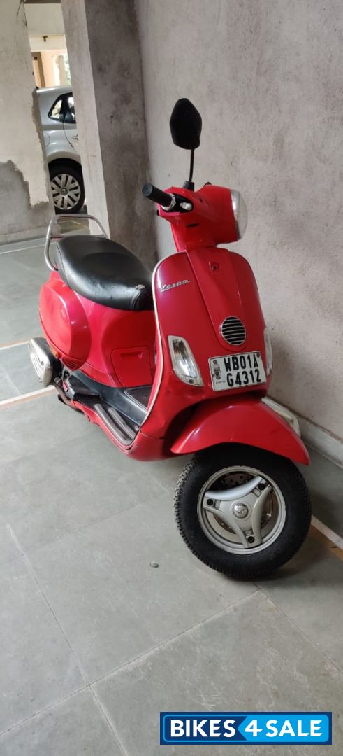 Pink LML Vespa XE