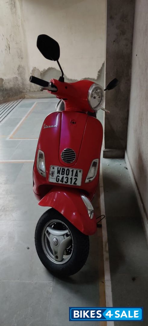 Pink LML Vespa XE