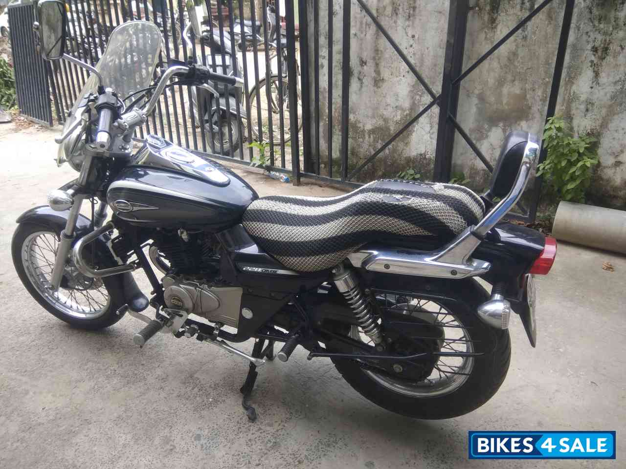 Bajaj Avenger Cruise 220