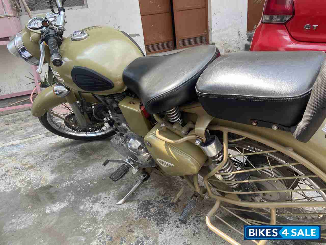 Royal Enfield Classic Desert Storm