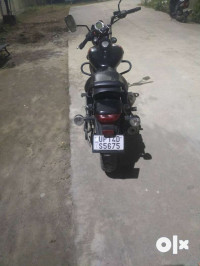 Black Bajaj Avenger Street 220