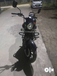 Black Bajaj Avenger Street 220
