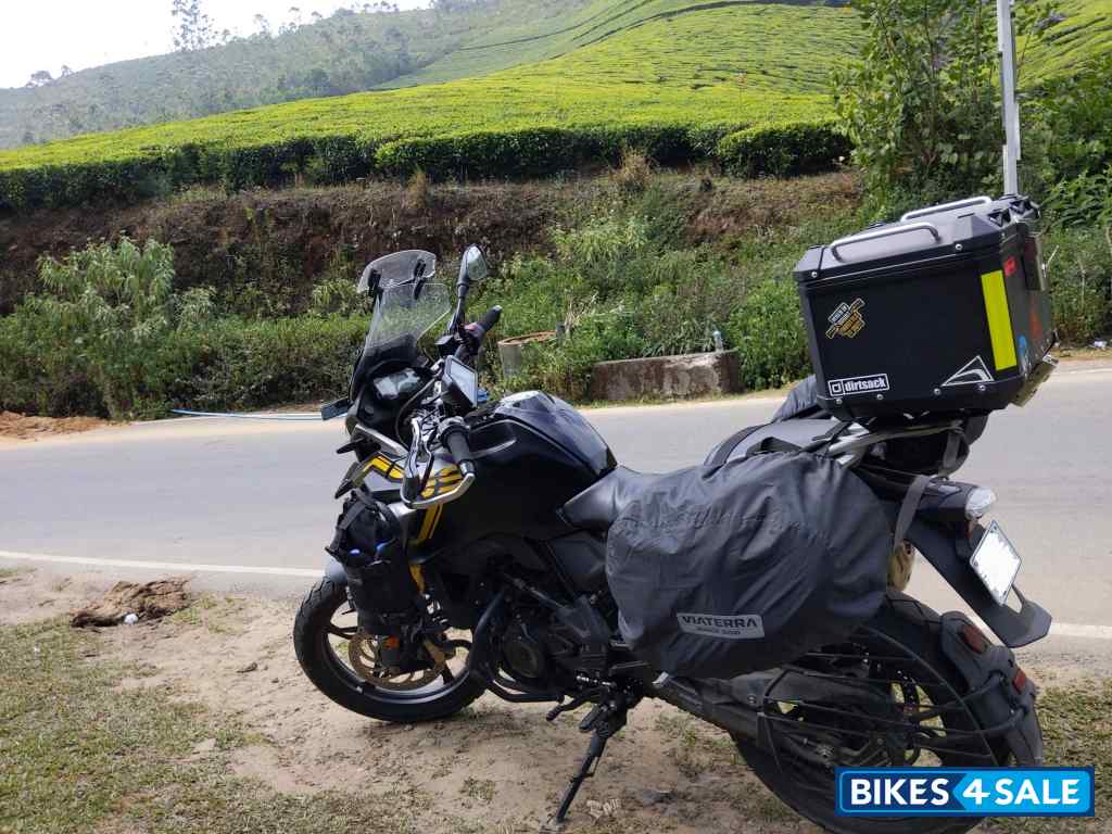 Black Yellow BMW G 310 GS - 40 Years GS Edition