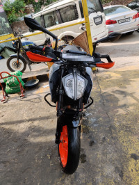 Metalic Grey KTM Duke 390 BS6