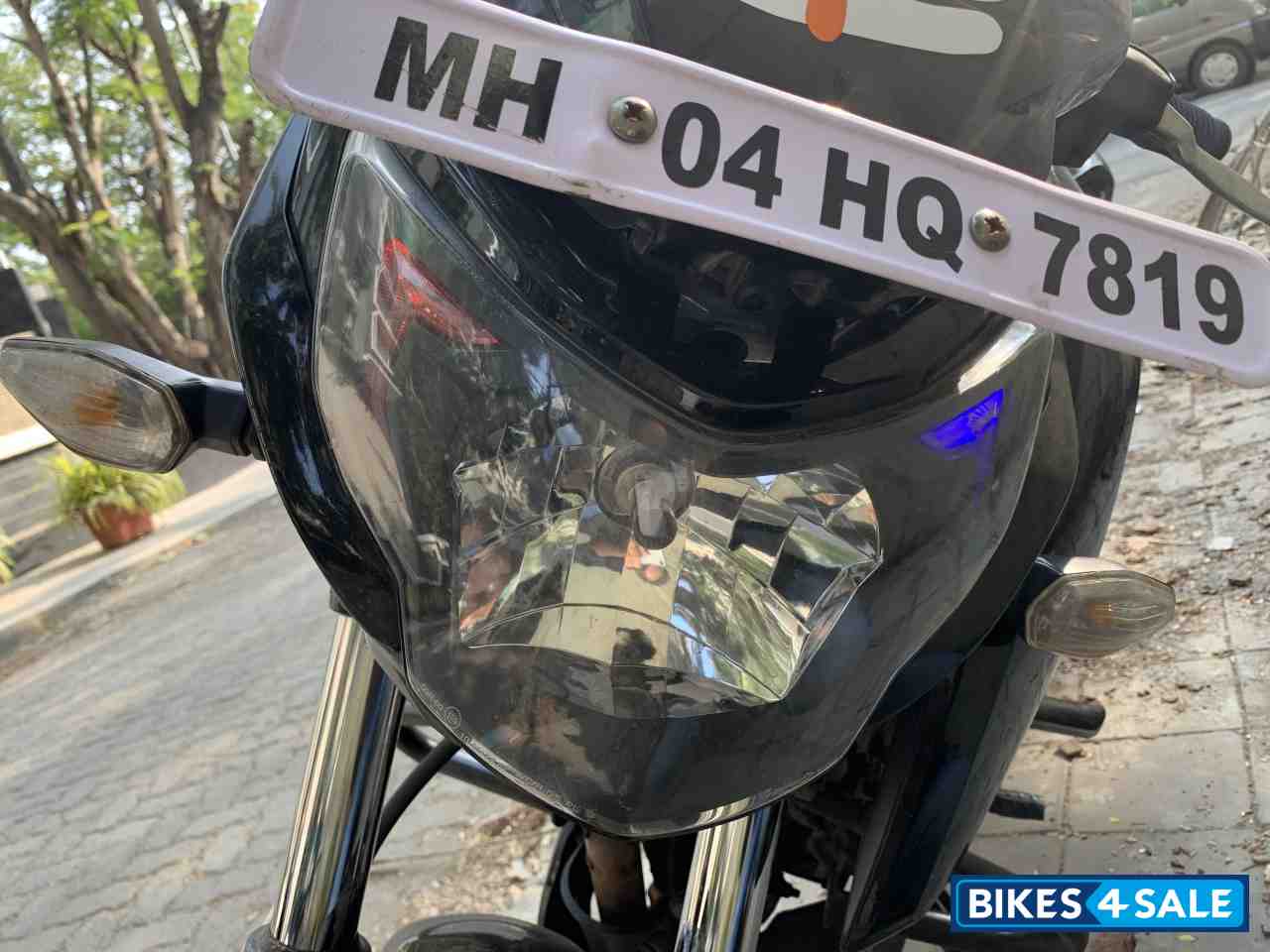 TVS Apache RTR 200 4V TVS Apache RTR 200 4V