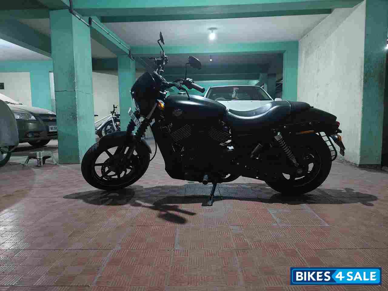 Matte Black Harley Davidson Street 750