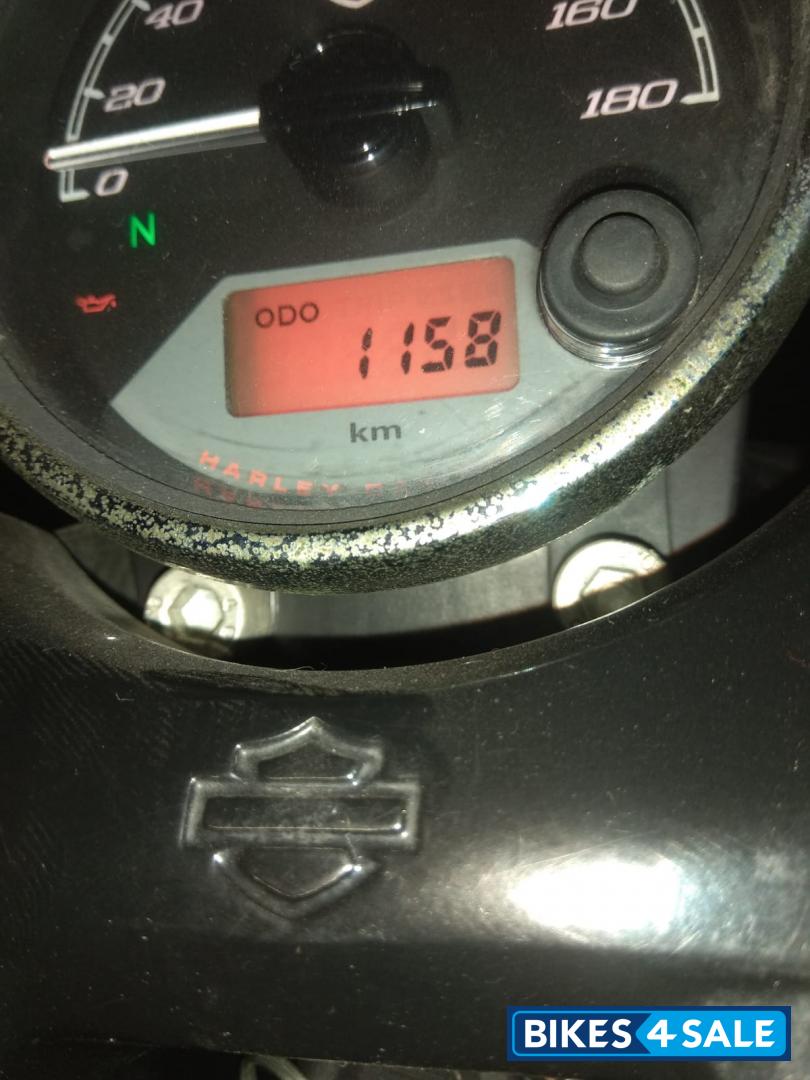 Matte Black Harley Davidson Street 750