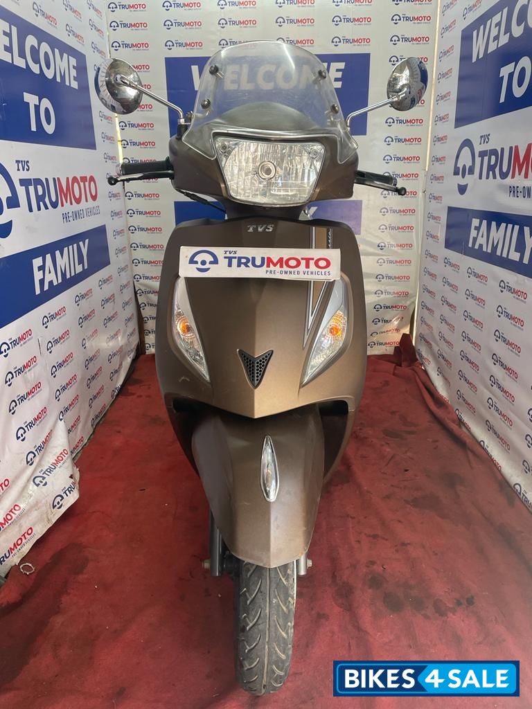 M Gray TVS Jupiter Classic