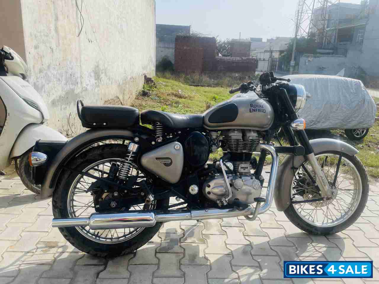 Royal Enfield Classic 350