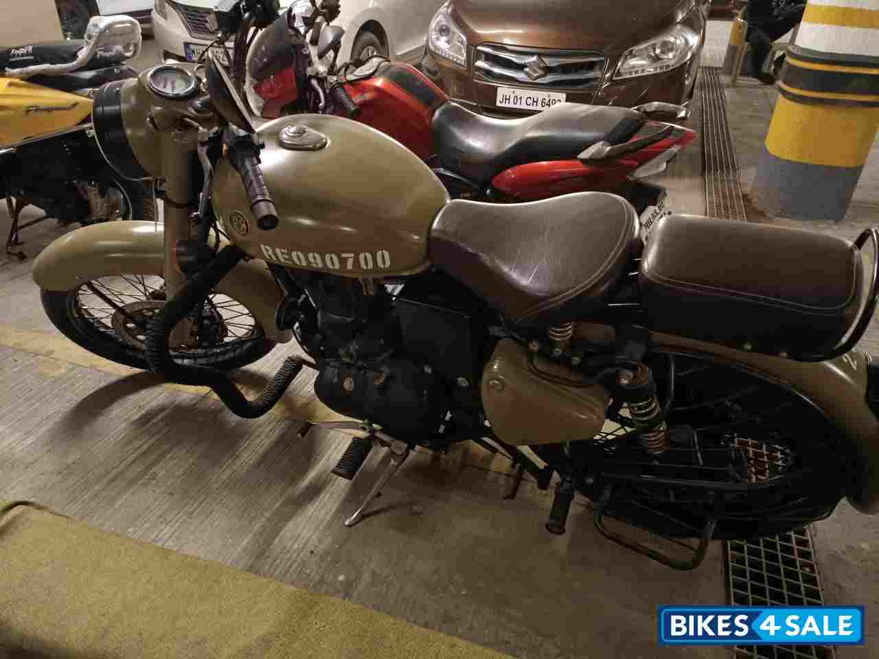 Royal Enfield Classic Desert Storm