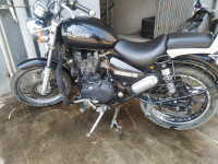 Met Black Royal Enfield Thunderbird TwinSpark 350
