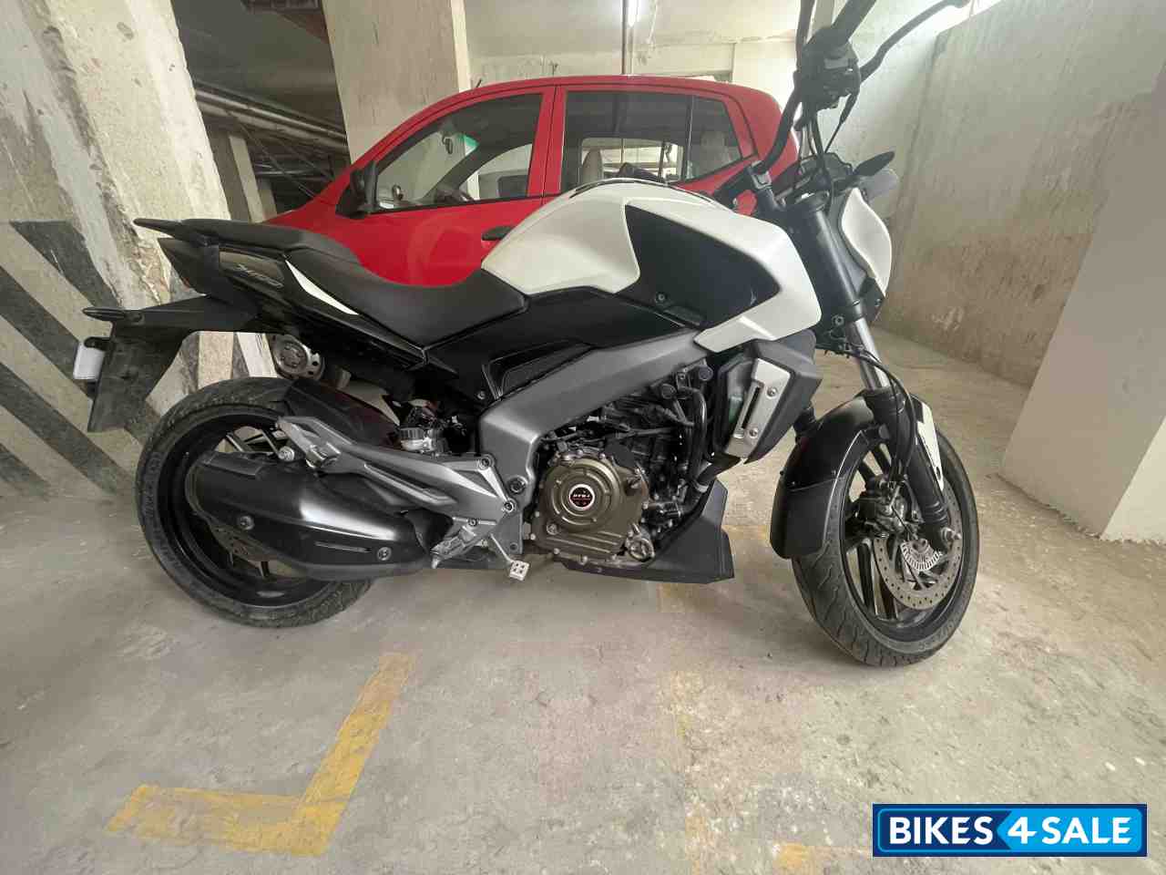 Polar White Bajaj Dominar 400 ABS BS6