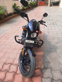 Black Deluxe Harley Davidson Street 750