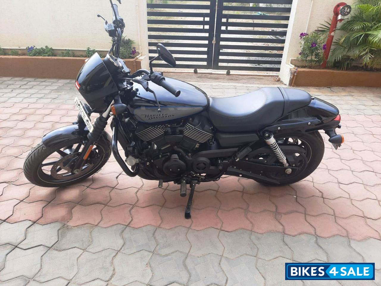 Black Deluxe Harley Davidson Street 750 Black Deluxe Harley Davidson Street 750