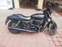 Black Deluxe Harley Davidson Street 750