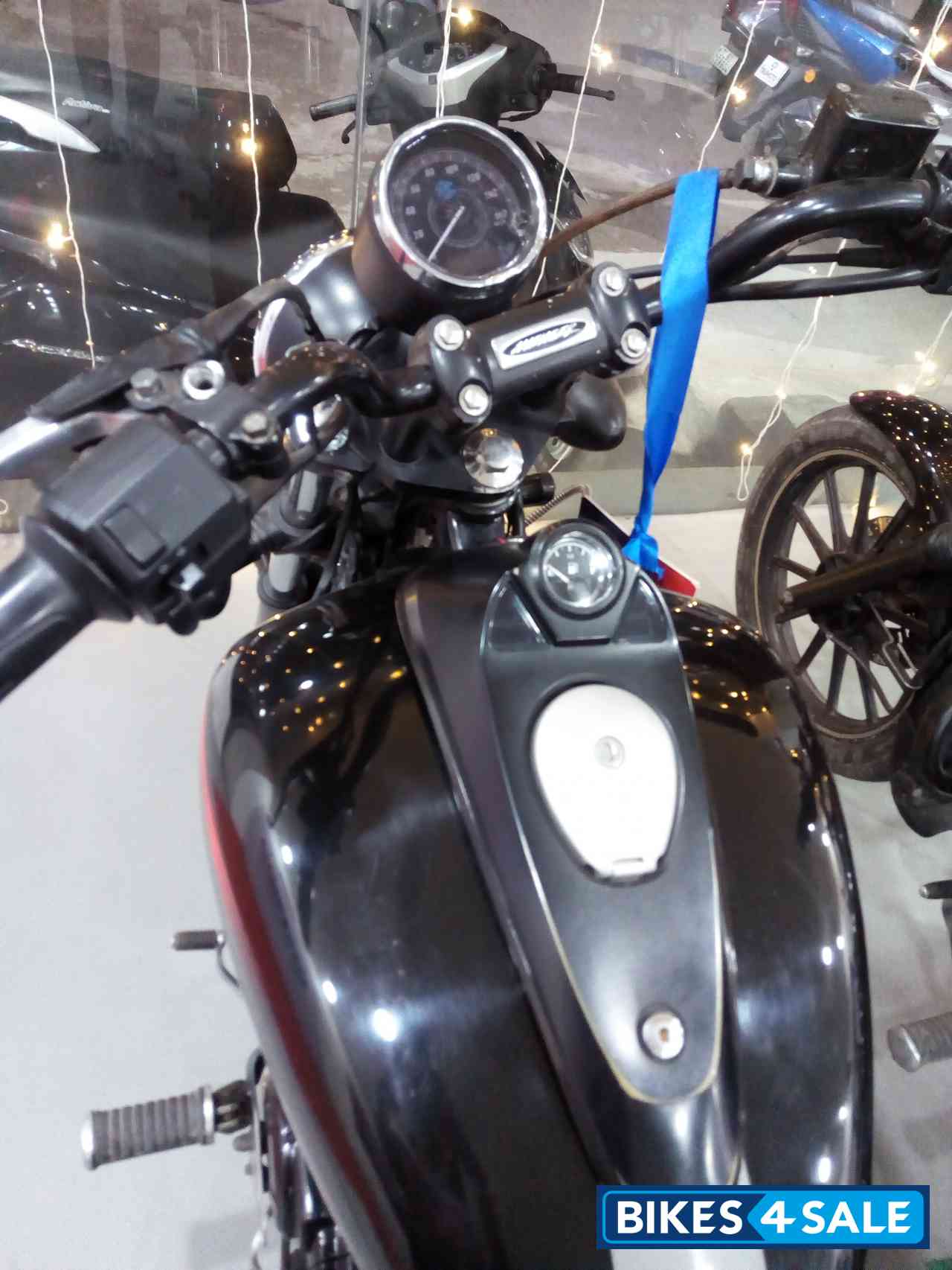 Bajaj Avenger Street 220
