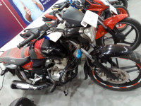 Bajaj V15