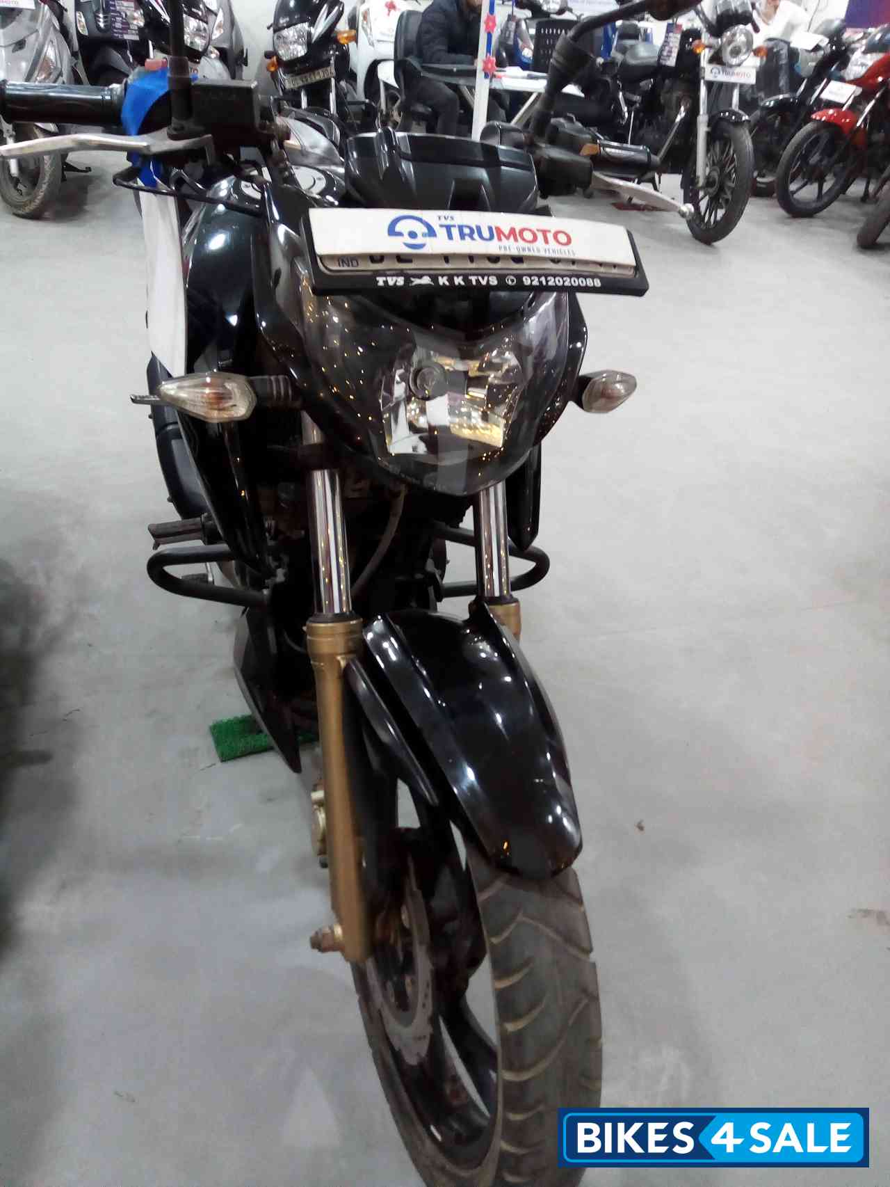 TVS Apache RTR 200 4V