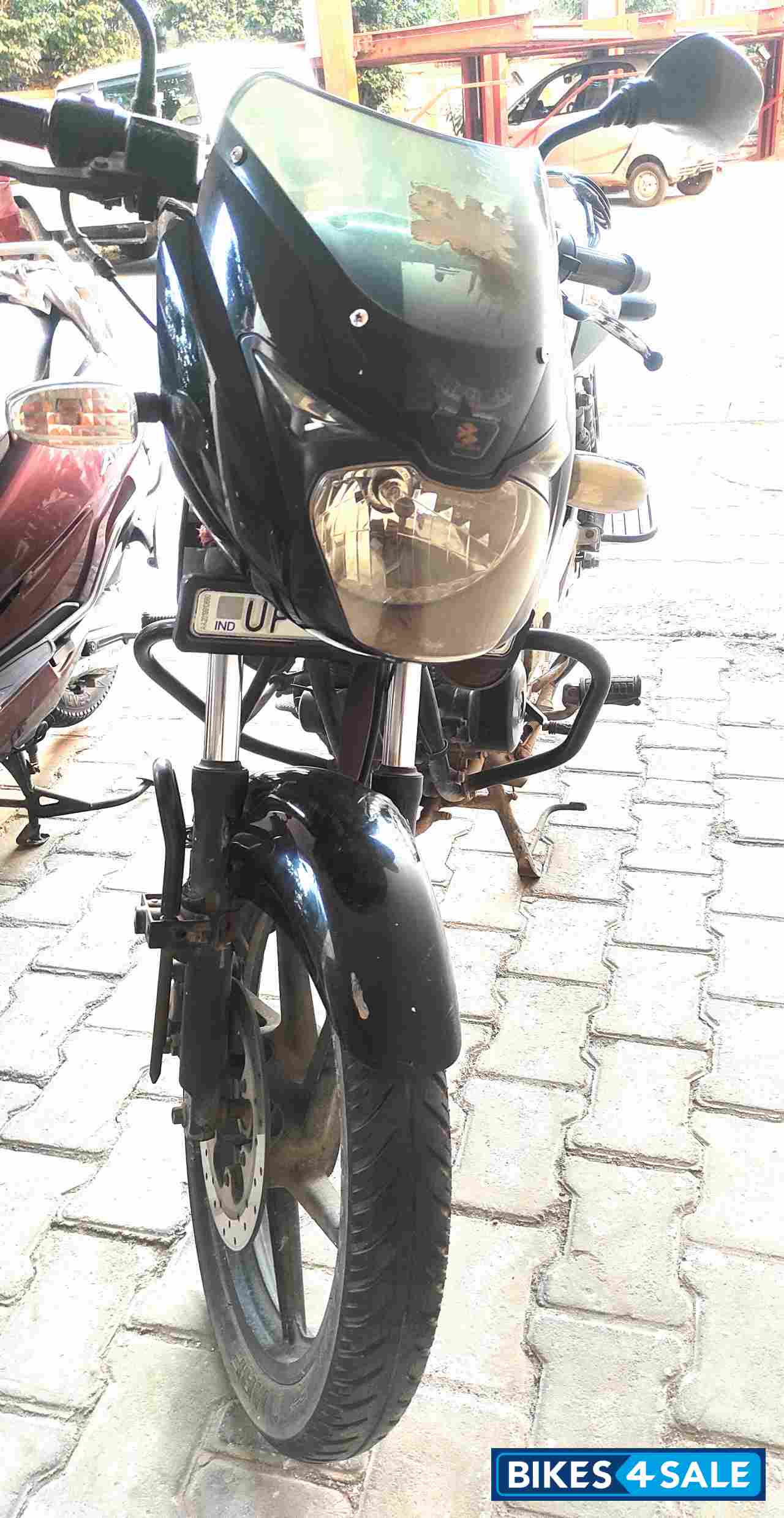 Black Bajaj Pulsar 150 DTSi