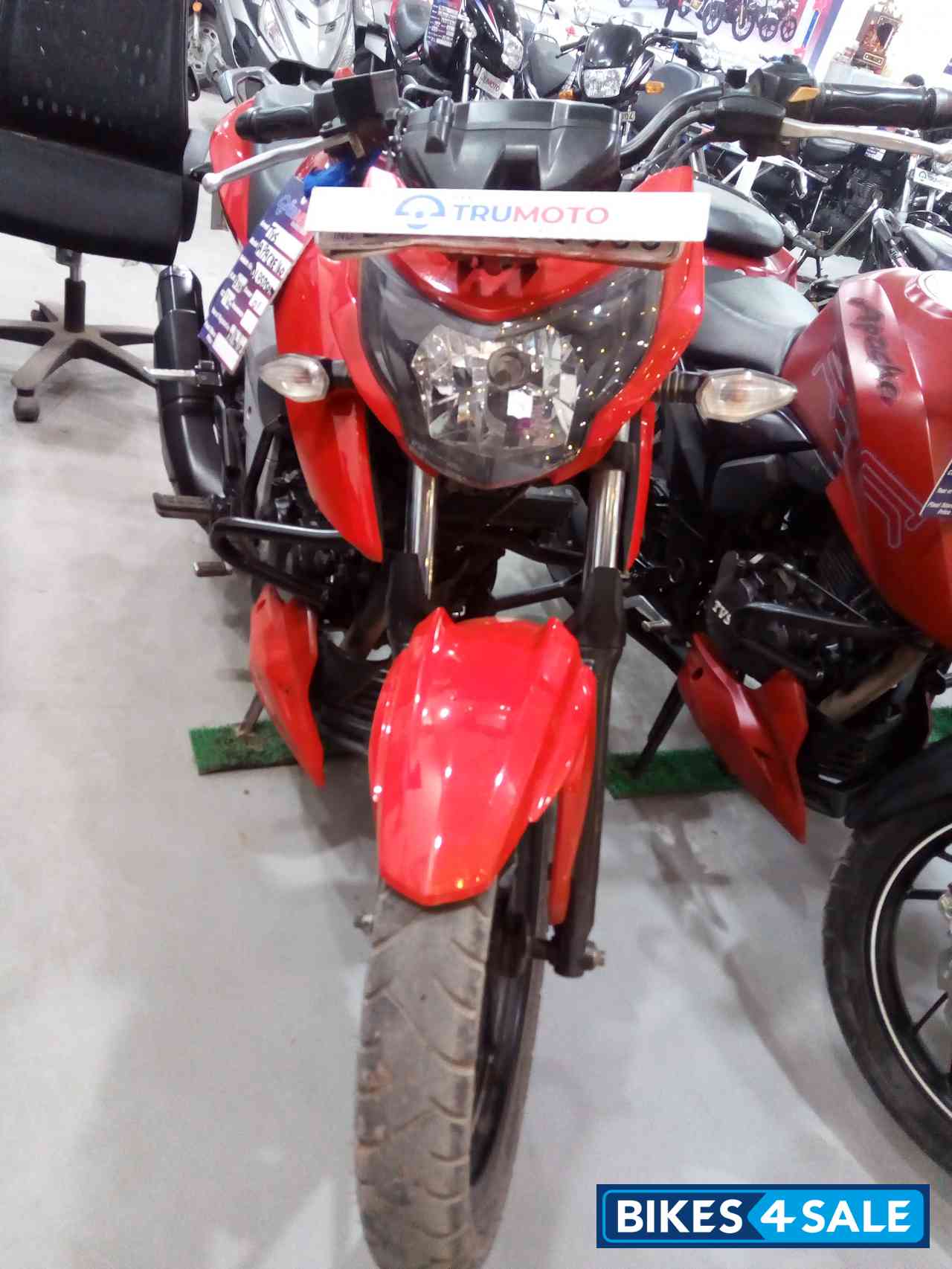 TVS Apache RTR 160 4V