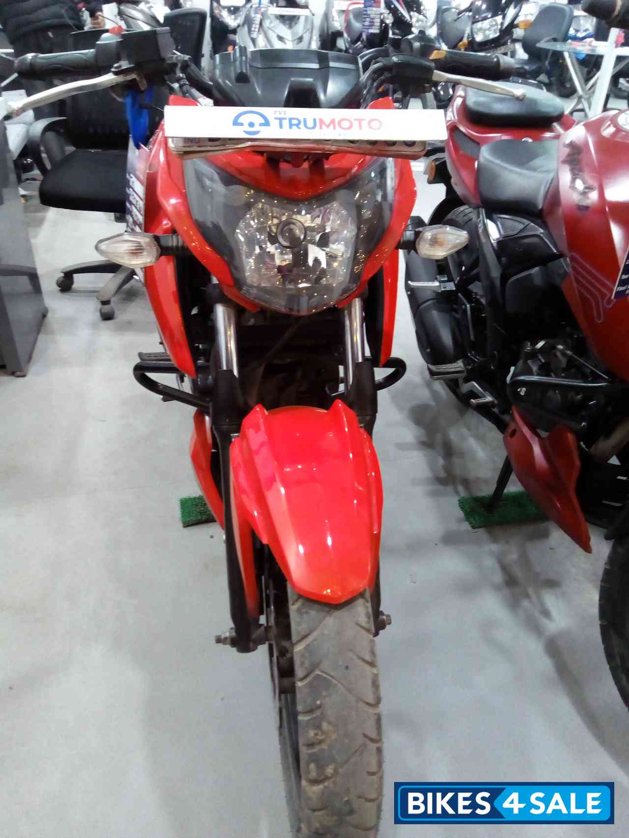 TVS Apache RTR 160 4V