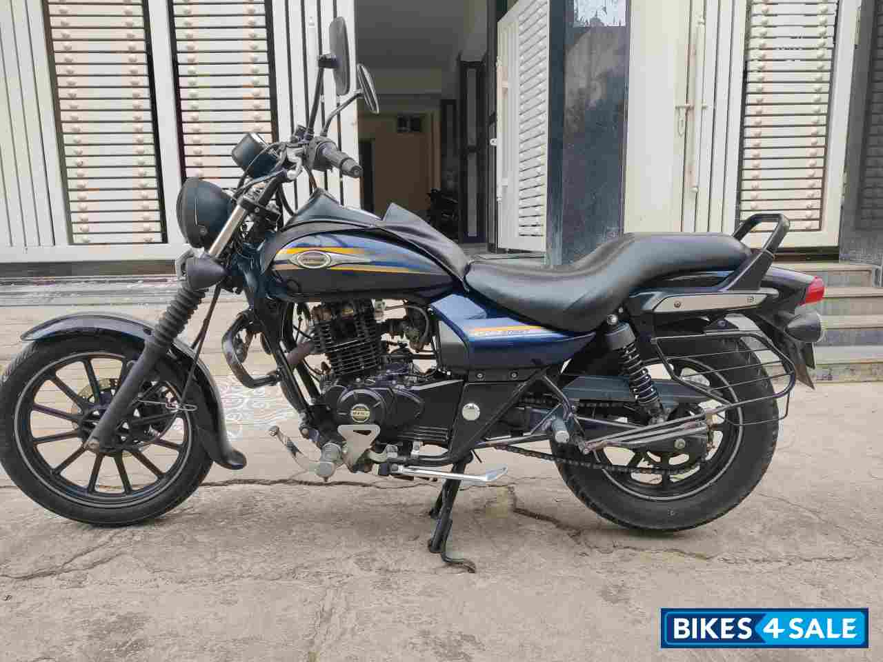 Bajaj Avenger Street 150