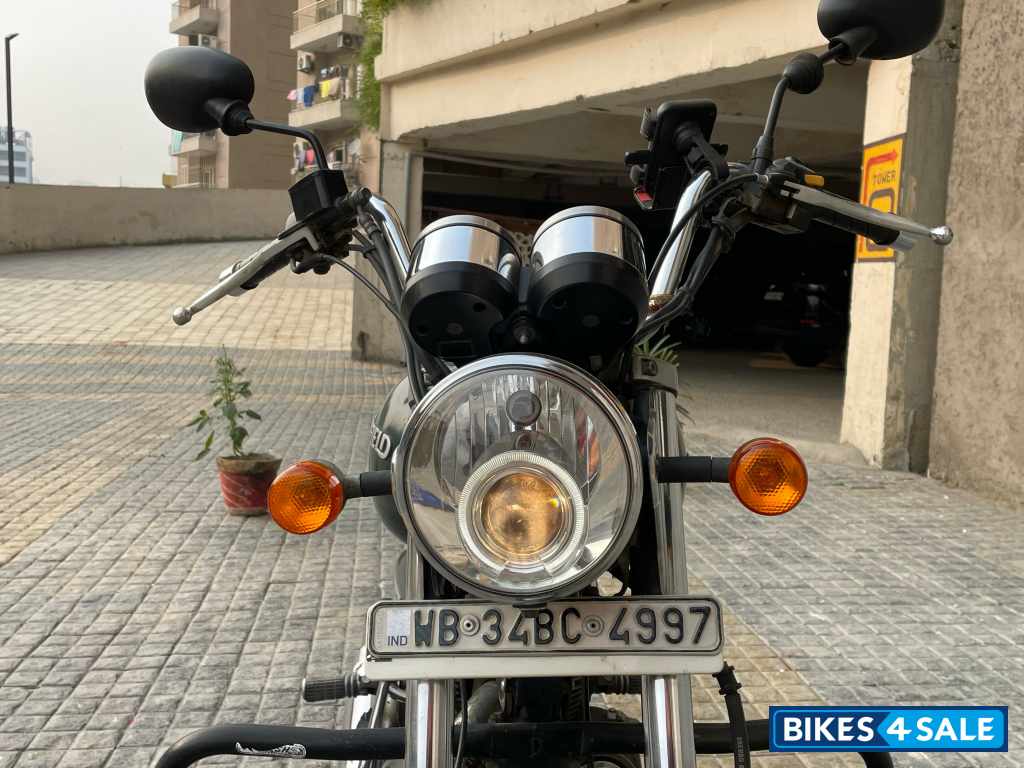 Asphalt Royal Enfield Thunderbird 350