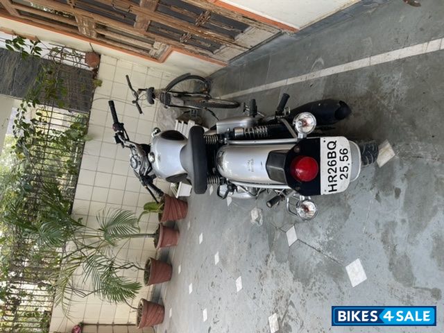 Royal Enfield Classic 350 Royal Enfield Classic 350